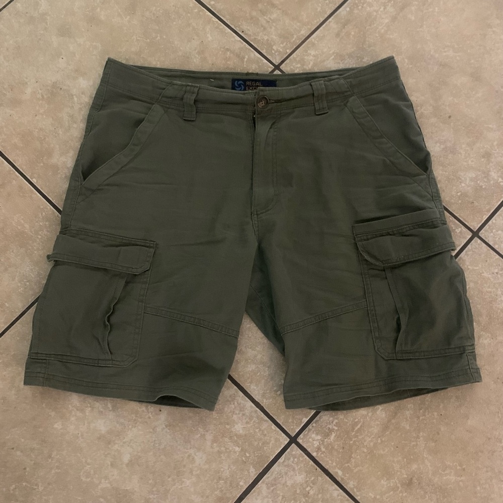 REGAL EXCHANGE NORTS (34)